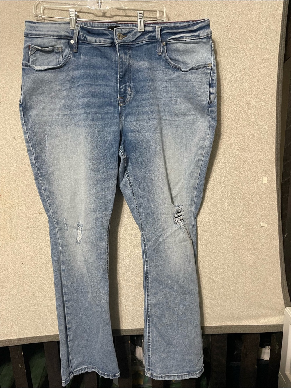 Women’s Light Wash Boot Cut Jeans with Subtle Distress